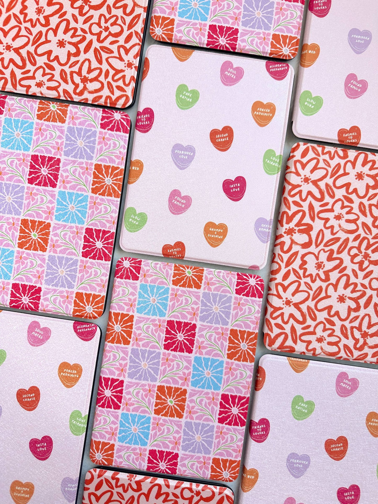 Book Trope Conversation Hearts - Kindle Case: Kindle Paperwhite 12th Generation/Colorsoft (7")