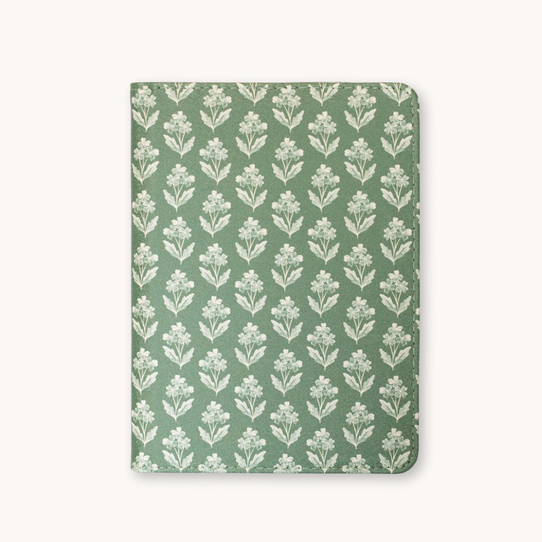 Forget Me Nots Kindle Case: Kindle Paperwhite (11th Generation)