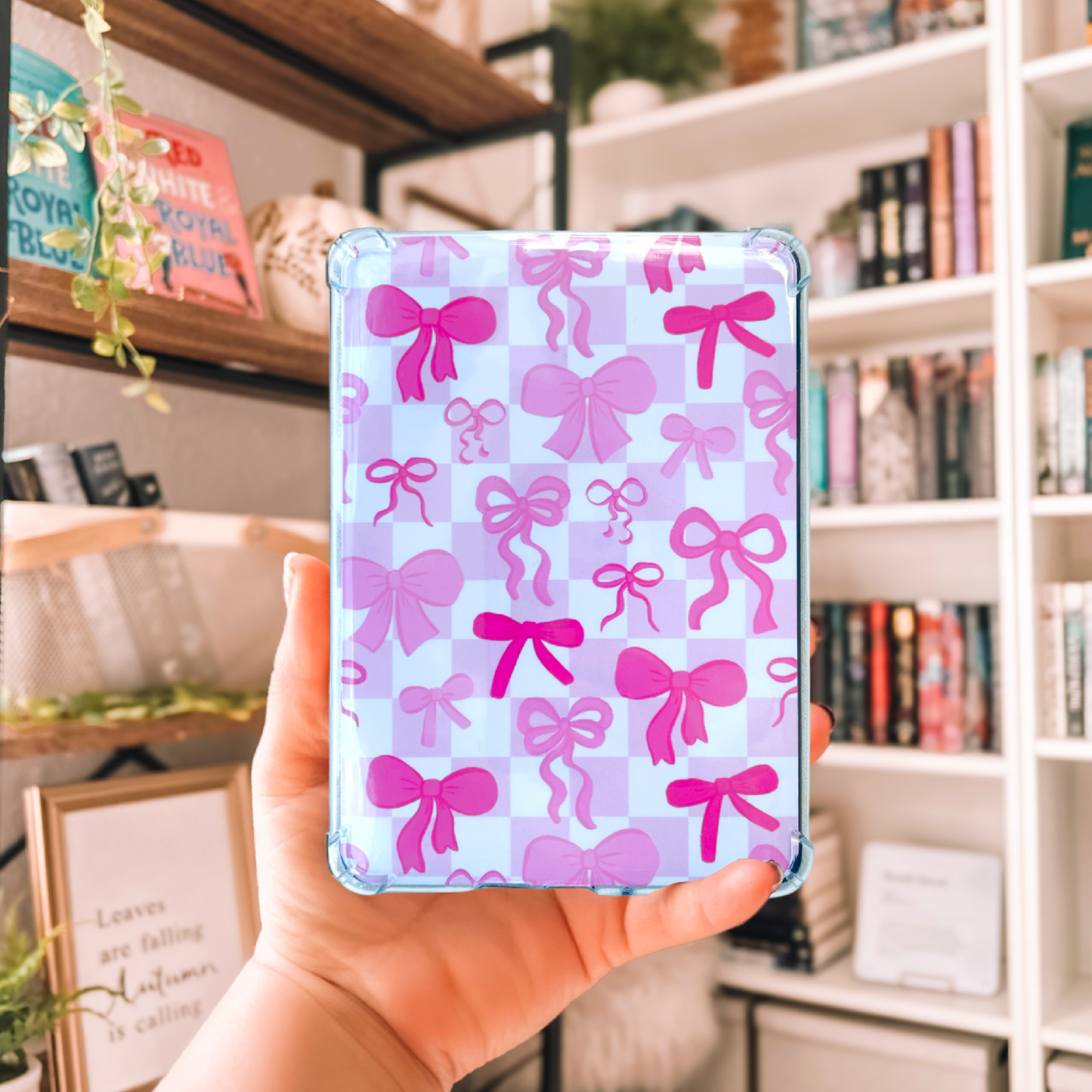 Checkered Bows Kindle Insert, Kindle Decor: 11th Gen