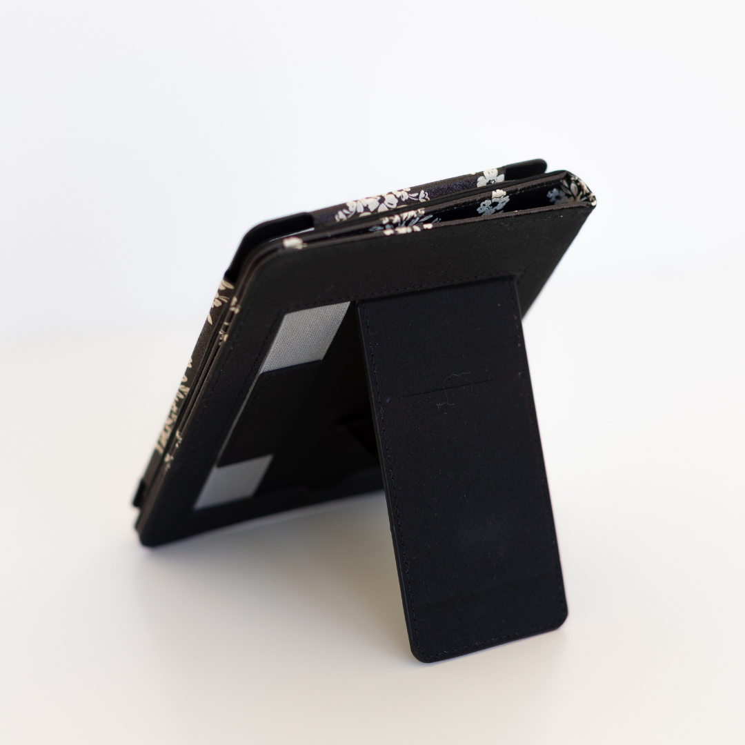 Midnight Damask Kindle Case: 12th Gen/Colorsoft