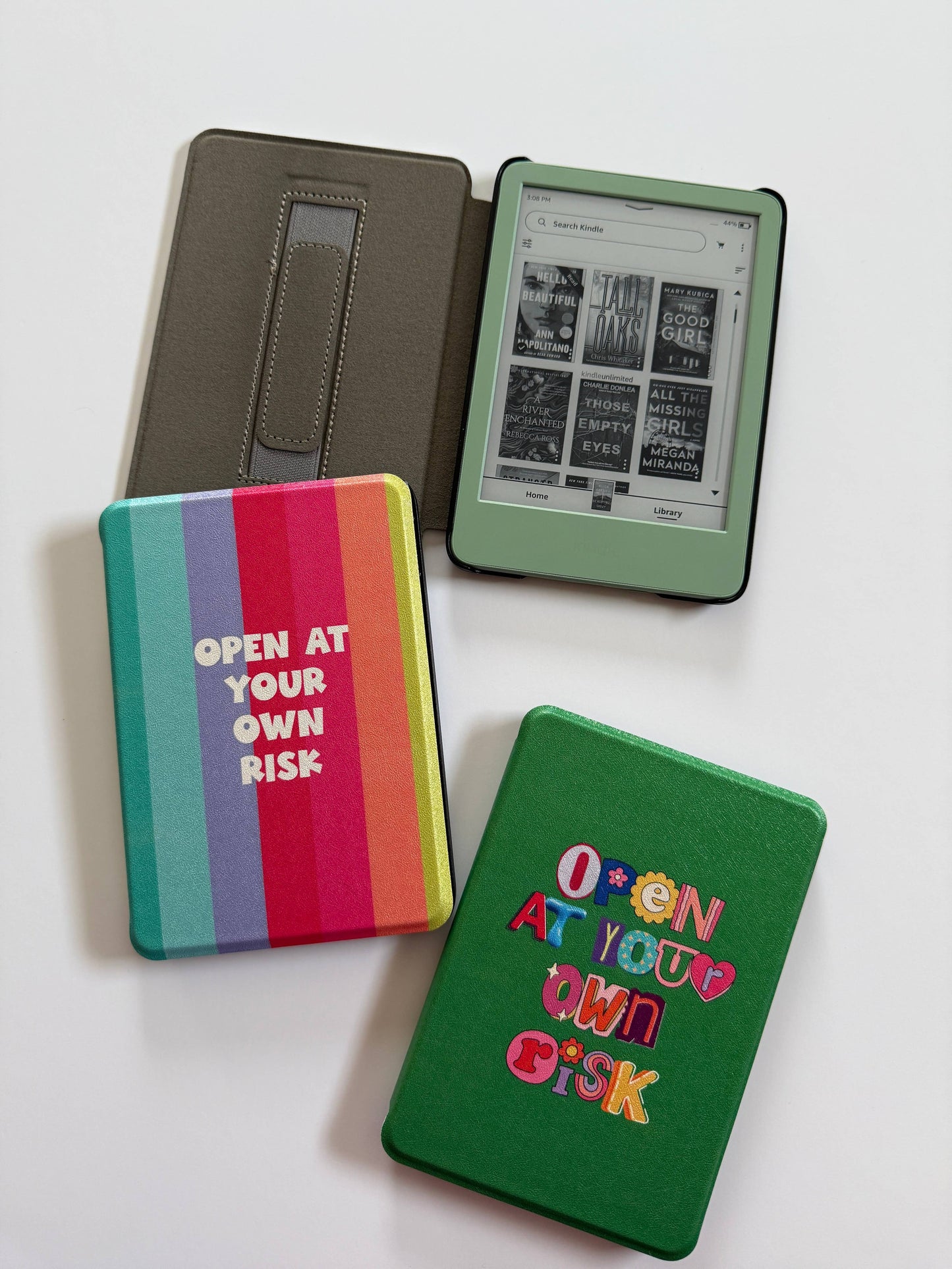 Rosie Blooms Kindle Case: 11th Generation Paperwhite